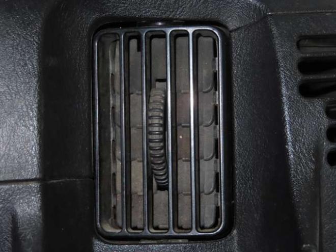 ミニキャブトラック 楽床ダンプ 4WD　防錆塗装4WDバックモニター 660