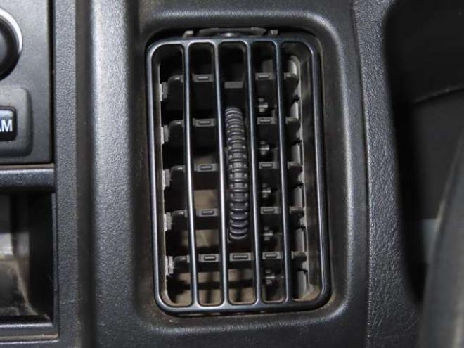 ミニキャブトラック 楽床ダンプ 4WD　防錆塗装4WDバックモニター 660