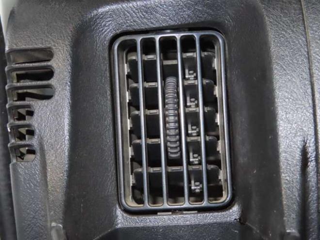 ミニキャブトラック 楽床ダンプ 4WD　防錆塗装4WDバックモニター 660