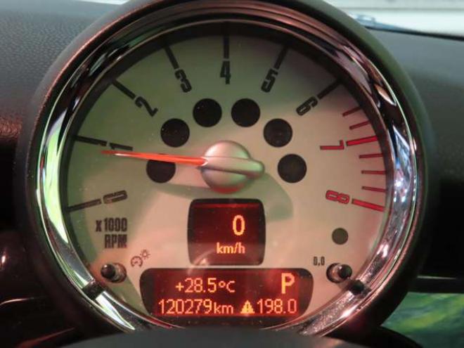 ミニクラブマン クーパー　防錆塗装ETC積込タイヤ 正規輸入車 2WD 1600