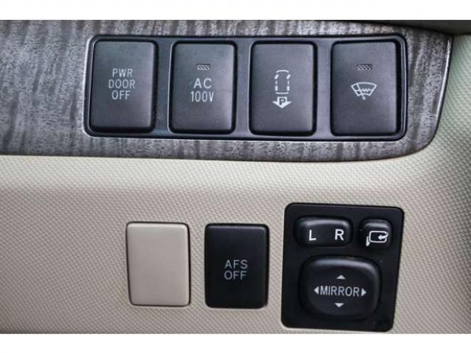 エスティマハイブリッド2.4 G 4WD　サンルーフ・ローダウン・R10/3月・両側パワースライドドア・ナビ・TV・バックカメラ 2400