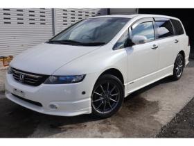 オデッセイ　2.4 アブソルート 4WD　サンルーフ・インターナビ・バックカメラ・キーレス・タイミングチェーン式 2400