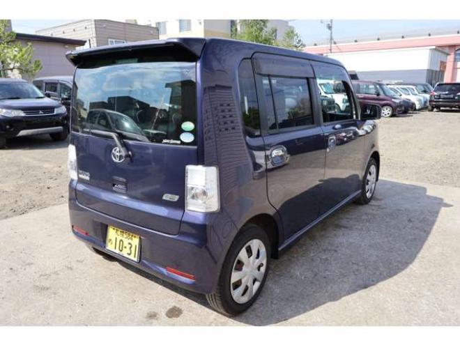 ピクシススペースカスタム X 4WD　4.4万キロ・R9/5月・スマートキー 660