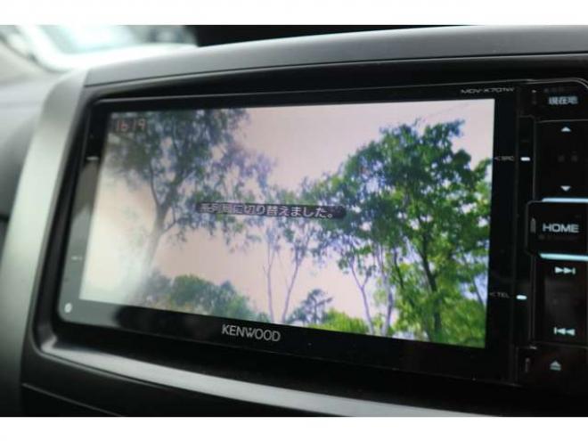 ヴォクシー2.0 ZS 煌II 4WD　スマートキー・ナビ・TV・バックカメラ・両側パワ-スライドドア・後期型 2000