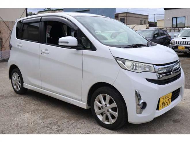 eKカスタムG 4WD　R9/11月・バックカメラ 660
