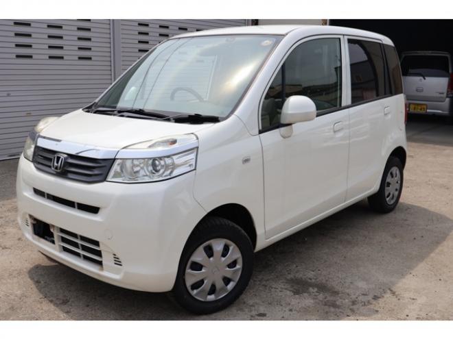 ライフC 4WD　1万キロ・エンジンスターター・ナビ・バックカメラ 660