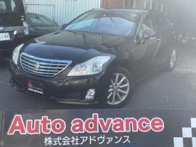 クラウン　ロイヤルサルーンｉ－Ｆｏｕｒ ４ＷＤ オートクルーズコントロール アルミホイール ＨＩＤ ＡＴ スマートキー 電動格納ミラー 盗難防止システム パワーシート 衝突安全ボディ ＡＢＳ ＥＳＣ エアコン パワーステアリング（北海道） 4WD 2500 4Dr