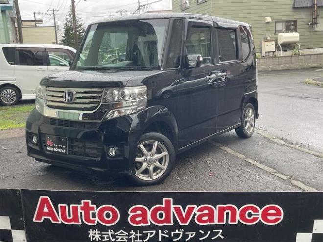 N-BOXカスタム Ｇ・ターボＬパッケージ ＦＦ車 前輪駆動 後期モデル ３か月３０００ＫＭ保証 両側電動スライドドア ターボ オートライト ＨＩＤ スマートキー アイドリングストップ ベンチシート ＣＶＴ 盗難防止システム ＡＢＳ ＥＳＣ（北海道） 2WD 660 5Dr