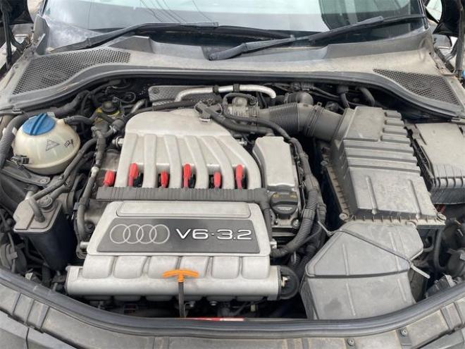 アウディＴＴクーペ ３．２クワトロ ４ＷＤ ドライブレコーダー ＥＴＣ バックカメラ ＴＶ クリアランスソナー ＡＴ ＨＩＤ シートヒーター アルミホイール パワーシート 盗難防止システム ＡＢＳ エアコン パワーステアリング（北海道） 4WD 3200 クーペDr