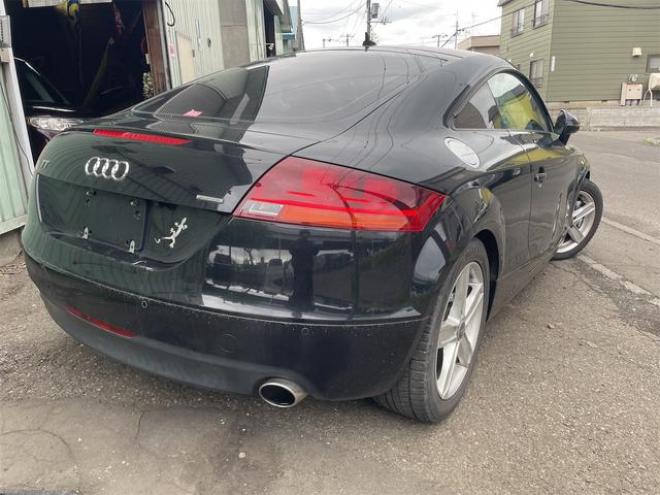 アウディＴＴクーペ ３．２クワトロ ４ＷＤ ドライブレコーダー ＥＴＣ バックカメラ ＴＶ クリアランスソナー ＡＴ ＨＩＤ シートヒーター アルミホイール パワーシート 盗難防止システム ＡＢＳ エアコン パワーステアリング（北海道） 4WD 3200 クーペDr