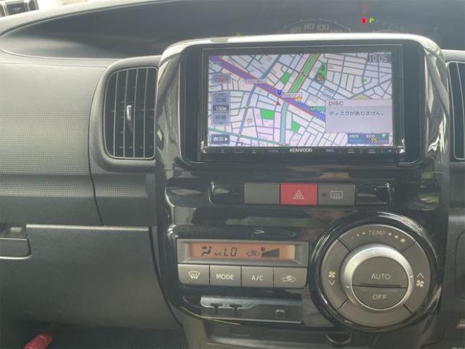 タントカスタムＬ ４ＷＤ 電動スライドドア ナビ ＴＶ ＨＩＤ スマートキー アイドリングストップ ベンチシート ＣＶＴ 盗難防止システム ＡＢＳ ＣＤ アルミホイール 衝突安全ボディ エアコン パワーステアリング（北海道） 4WD 660 5Dr