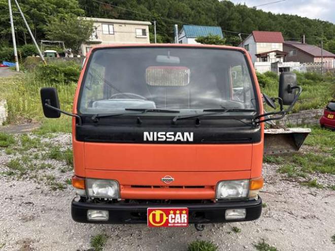 アトラス3.0 ダンプ スーパーロー ディーゼル　 2WD 3000