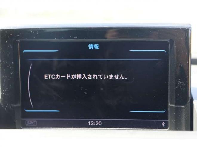 アウディQ3 2.0 TFSI クワトロ 211PS Sラインパッケージ 4WD　検R9/10　TV　バックモニター 正規輸入車 2000
