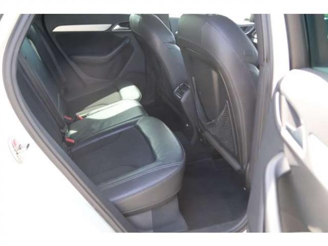 アウディQ3 2.0 TFSI クワトロ 211PS Sラインパッケージ 4WD　検R9/10　TV　バックモニター 正規輸入車 2000