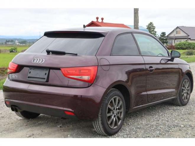 アウディA1 1.4 TFSI　検二年　シートヒーター　Bluetooth　自社　ローンカノウ 正規輸入車 2WD 1400