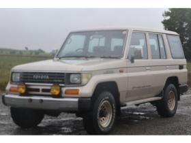 ランドクルーザー　プラド 2.4 LX ディーゼルターボ 4WD　検二年　ディーゼルターボ　MT 2400