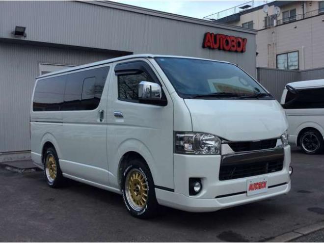 ハイエースバン2.8 スーパーGL ダークプライムII ロングボディ ディーゼルターボ 4WD　ESSEX FスポイラーVer3&サイドライナー&リアライナー　ESSEX　フロアマッド　ENCD17インチAW　ヨコハマPARADA17インチ　ハーフレザーシート　プッシュスタート　リアヒーター 2800
