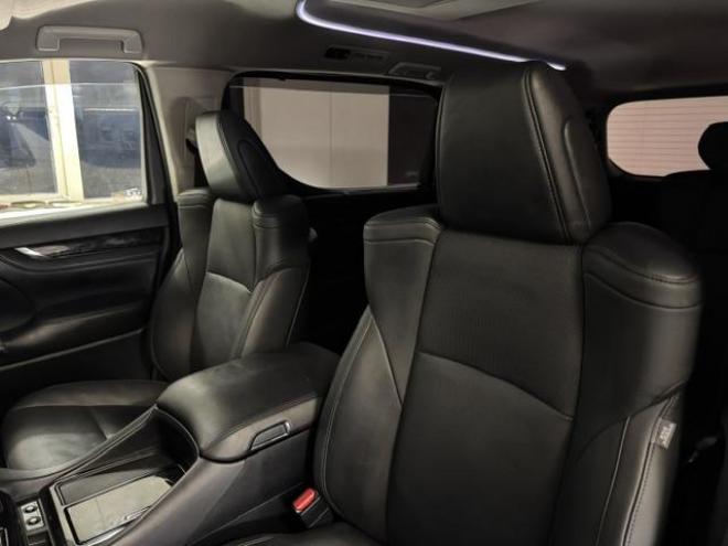 アルファード２．５Ｓ　Ｃパッケージ　本州仕入　寒冷地仕様　禁煙車　デジタルインナーミラー　純正リアフリップダウンモニター　トライブフォース２０インチＡＷ　トヨタセーフティセンス　レーダークルーズ　ブラインドスポット　車線逸脱警報　ＥＴＣ 4WD 2500 5Dr