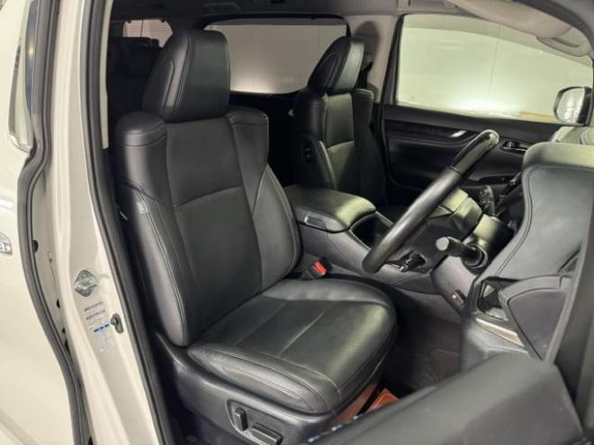 アルファード２．５Ｓ　Ｃパッケージ　本州仕入　寒冷地仕様　禁煙車　デジタルインナーミラー　純正リアフリップダウンモニター　トライブフォース２０インチＡＷ　トヨタセーフティセンス　レーダークルーズ　ブラインドスポット　車線逸脱警報　ＥＴＣ 4WD 2500 5Dr
