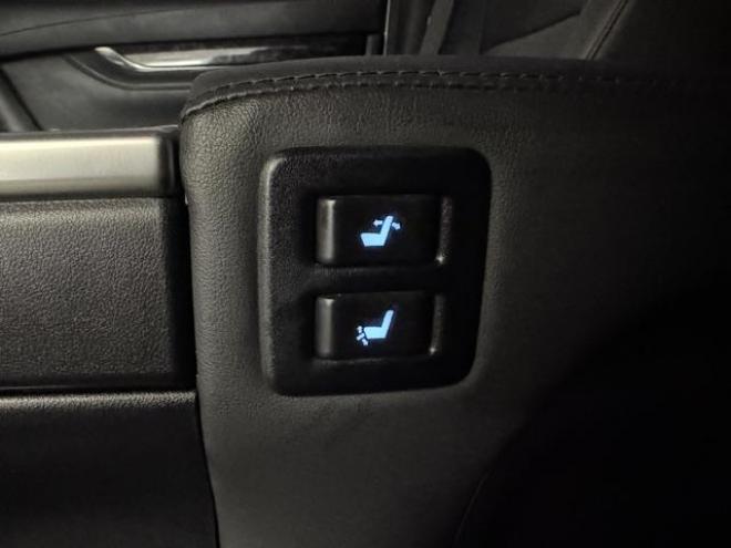 アルファード２．５Ｓ　Ｃパッケージ　本州仕入　寒冷地仕様　禁煙車　デジタルインナーミラー　純正リアフリップダウンモニター　トライブフォース２０インチＡＷ　トヨタセーフティセンス　レーダークルーズ　ブラインドスポット　車線逸脱警報　ＥＴＣ 4WD 2500 5Dr