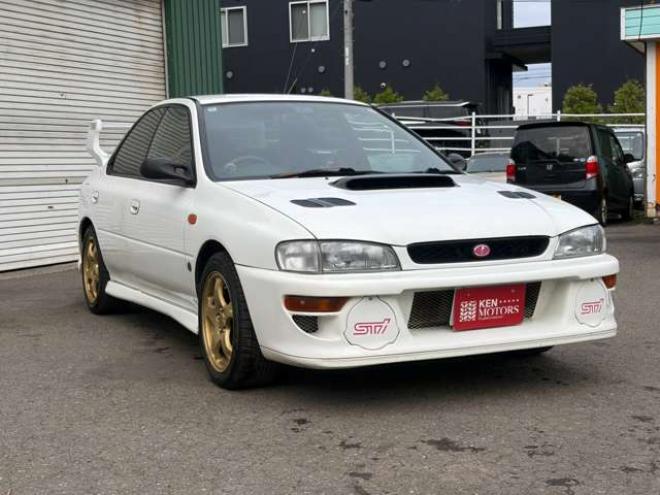 インプレッサSTI 2.0 WRX バージョンIV 4WD　4WD　ETC　ナビ　アルミホイール　MT　ABS　エアコン　パワーステアリング 2000
