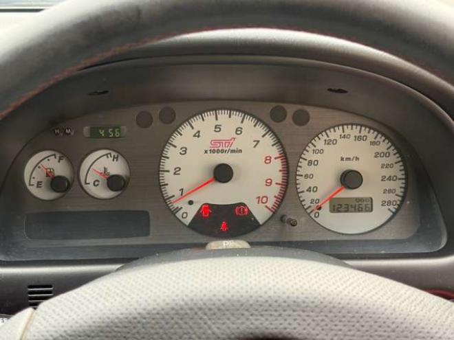 インプレッサSTI 2.0 WRX バージョンIV 4WD　4WD　ETC　ナビ　アルミホイール　MT　ABS　エアコン　パワーステアリング 2000