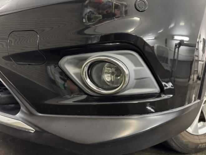 エクストレイル２０Ｘｔ　エマージェンシーブレーキＰＫＧ　本州仕入　禁煙車　寒冷地仕様　パノラミックガラスルーフ　パワーバックドア　全方位アラウンドビューモニター　純正１７インチＡＷ　純正ナビ　フルセグ地デジ　Ｂｌｕｅｔｏｏｔｈ対応　純正ルーフレール　ＥＴＣ 4WD 2000 5Dr
