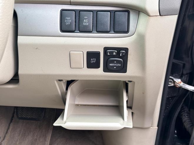 エスティマハイブリッドハイブリッド2.4X 4WD　ローンが不安な方＜優遇ローン＞　本州仕入　モデリスタエアロ　純正ナビ　フルセグTV 4WD 2400 5Dr
