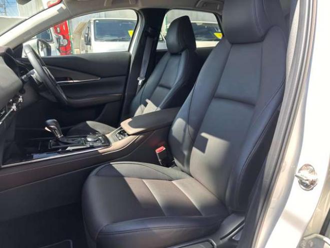 CX-301.8 XD Lパッケージ ディーゼルターボ 4WD　ディーゼルターボ 360°セーフティパッケージ CD DVD フルセグTV Bluetooth　パワーバックドア ISOFIX対応 シートメモリー アイドリングストップ MTモード　シートヒーター ステアリングスイッチ クルコン 1800