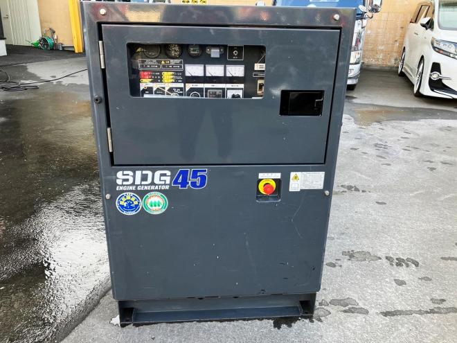発電機北越　エアマン　中古　SDG45S-3B2　