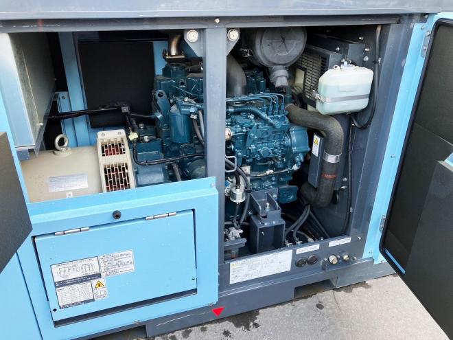 発電機北越　エアマン　中古　SDG45S-3B2　
