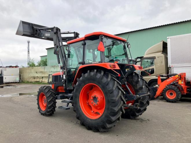 トラクタークボタ　中古　M100