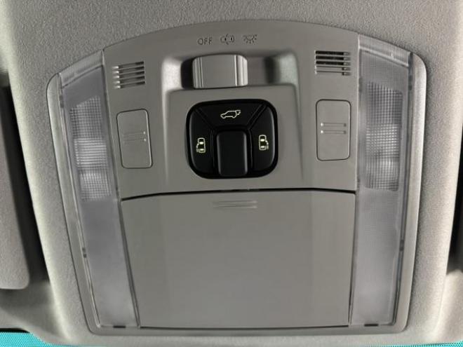 ヴェルファイア３．５Ｚ　Ｇエディション　本州仕入　寒冷地仕様　禁煙車　アルパインビッグＸナビ　アルパイン製リアフリップダウンモニター　純正１８インチＡＷ　社外１６ＡＷ＋スタッドレスタイヤ付　両側パワースライドドア　パワーバックドア　ＥＴＣ 4WD 3500 5Dr