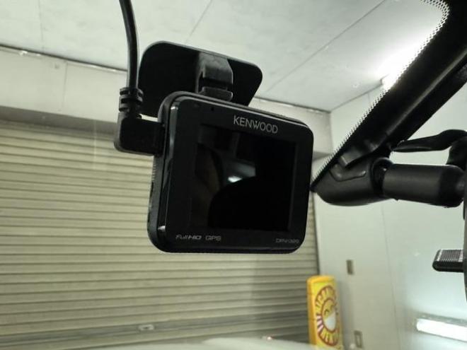 エクストレイル２０Ｘｔｔ　寒冷地仕様　禁煙車　純正ルーフレール　純正ナビ　フルセグ地デジ　ＤＶＤ再生　バックカメラ　エンジンスターター　ドライブレコーダー　全席シートヒーター　ヒルディセントコントロール　クルーズコントロール 4WD 2000 5Dr