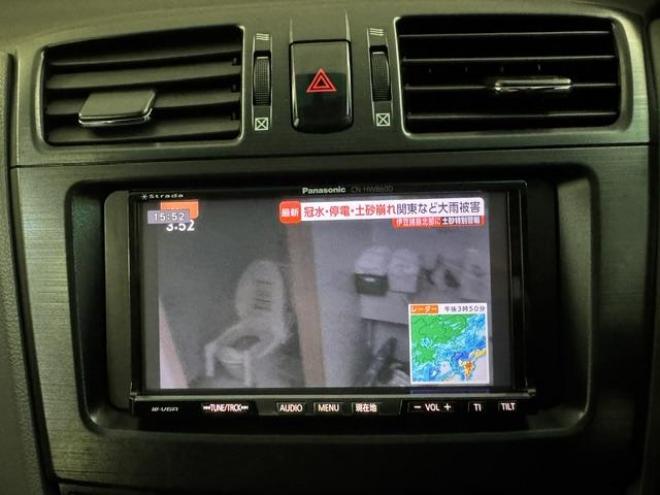 マークXジオ２４０エアリエル　本州仕入　禁煙車　ストラーダナビ　フルセグ地デジ　ＤＶＤ再生　バックカメラ　フロント＆リアスポイラー　社外１７インチＡＷ　社外１６ＡＷ＋スタッドレスタイヤ付　ＨＩＤヘッドライト　横滑り防止装置　ＥＴＣ 4WD 2400 5Dr