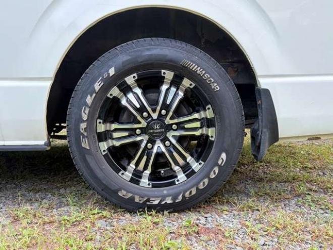 ハイエースバン2.5 DX スーパーロング ハイルーフ ディーゼルターボ 4WD　ハイルーフ4WD　ETC　リアヒーター社外16インチ社外ナビ地デジ　バックカメラ 2500
