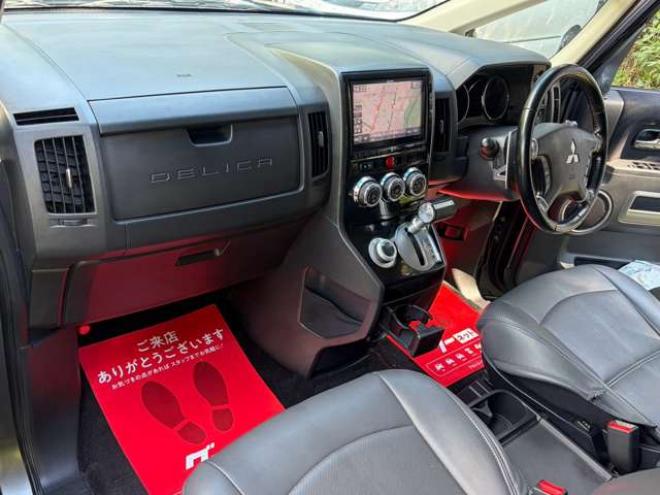 デリカD：5 2.2 D パワーパッケージ ディーゼルターボ 4WD　アルパインナビ・フリップダウン・ETC・シートヒーター 2300