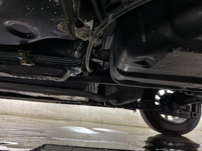 パッソ１．０Ｘ　禁煙車　寒冷地仕様　ベンチシート　エンジンスターター　社外１３インチＡＷ　社外１３ＡＷ＋スタッドレスタイヤ付　フロントガラス熱線　キーレスキー　純正ドアバイザー　タイミングチェーン車　電動格納ミラー 4WD 1000 5Dr