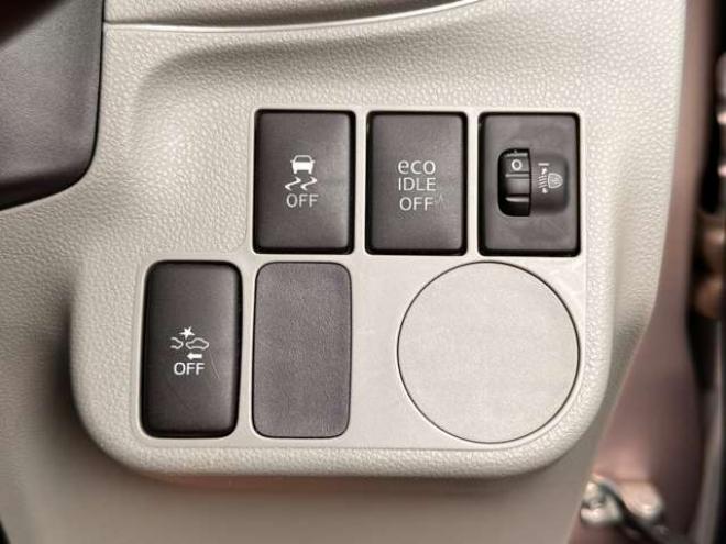 ミライース Lf SA 4WD　キーレス・衝突軽減システム・横滑り防止・アイドリングストップ・外1DIN 660