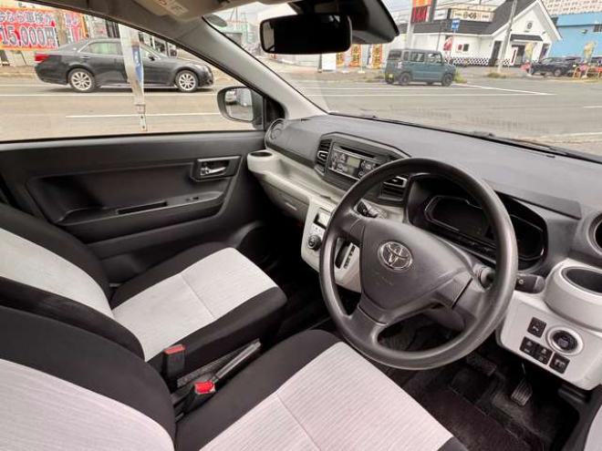 ピクシスエポックG SAIII 4WD　スマートキー・プッシュスタート・電動格納ミラー・純正オーディオ・CD・AUX・シートヒーター(両)・オートエアコン・オートハイビーム・コーナーセンサー・横滑り防止機能・アイドリングストップ・衝突軽減 660