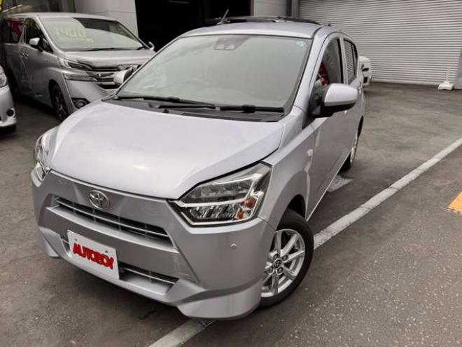 ピクシスエポックG SAIII 4WD　スマートキー・プッシュスタート・電動格納ミラー・純正オーディオ・CD・AUX・シートヒーター(両)・オートエアコン・オートハイビーム・コーナーセンサー・横滑り防止機能・アイドリングストップ・衝突軽減 660