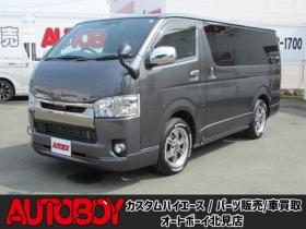 ハイエースバン　2.8 スーパーGL ダークプライムII ロングボディ ディーゼルターボ 4WD　グレーメタリック　415COBRAクリーンルック3フロントスポイラー　ステージ2ルーフスポイラー　バッドフェイスBY2ボンネット　バッドラッカー17インチAW　ヨコハマPARADA17インチホワイトレター 2800