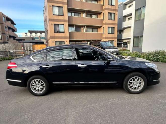 ティアナ2.5 250XE FOUR 4WD　ワンオーナー　ナビ　バックモニター 2500