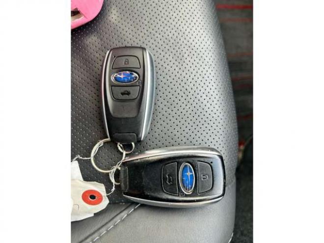 レヴォーグ1.6 GT アイサイト 4WD　ナビ　フルセグTV　バックモニター 1600
