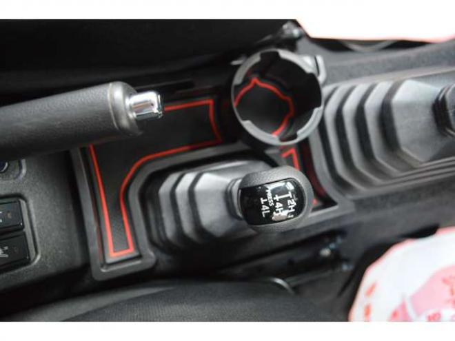 ジムニーXC 4WD　ワンオーナー車5速マニュアル4WDターボセーフティサポート搭載ドライブレコーダー純正ディスプレイオーディオバックカメラLEDライトクルーズコントロール 660