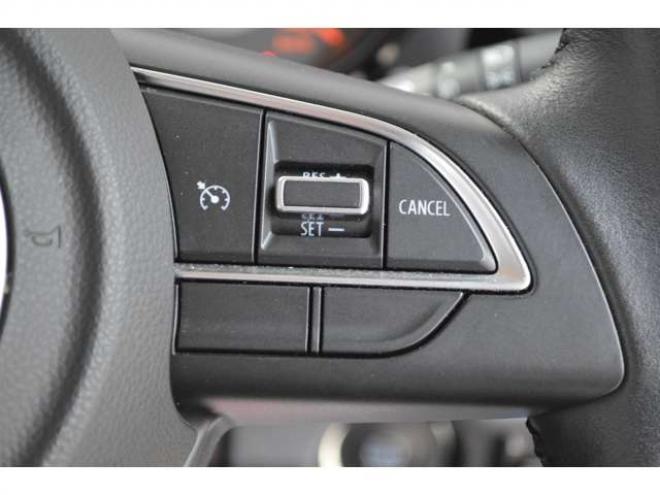 ジムニーXC 4WD　ワンオーナー車セーフティサポート搭載4WDターボ社外ディスプレイオーディオバックカメラLEDライトクルーズコントロールデュアルセンサーブレーキサポート誤発信抑制機能ドライブレコーダー前後 660
