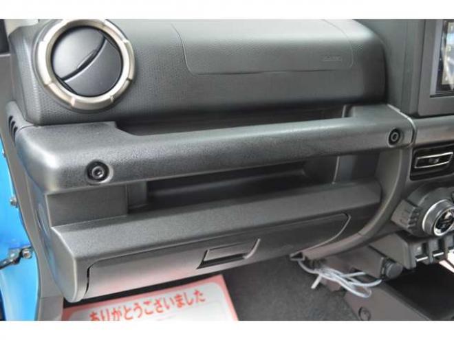 ジムニーXC 4WD　ワンオーナー車セーフティサポート搭載4WDターボ社外ディスプレイオーディオバックカメラLEDライトクルーズコントロールデュアルセンサーブレーキサポート誤発信抑制機能ドライブレコーダー前後 660