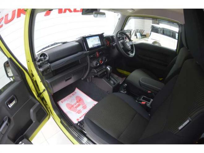 ジムニーXC 4WD　ワンオーナー車4WDターボセーフティサポート搭載アイドリングストップ横滑り防止装置クルーズコントロールハイビームアシストLEDライト8インチナビTVバックカメラETCシートヒーター 660