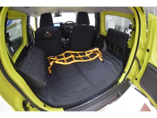 ジムニーXC 4WD　ワンオーナー車4WDターボセーフティサポート搭載アイドリングストップ横滑り防止装置クルーズコントロールハイビームアシストLEDライト8インチナビTVバックカメラETCシートヒーター 660