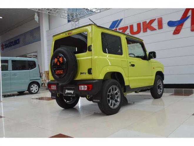 ジムニーXC 4WD　ワンオーナー車4WDターボセーフティサポート搭載アイドリングストップ横滑り防止装置クルーズコントロールハイビームアシストLEDライト8インチナビTVバックカメラETCシートヒーター 660